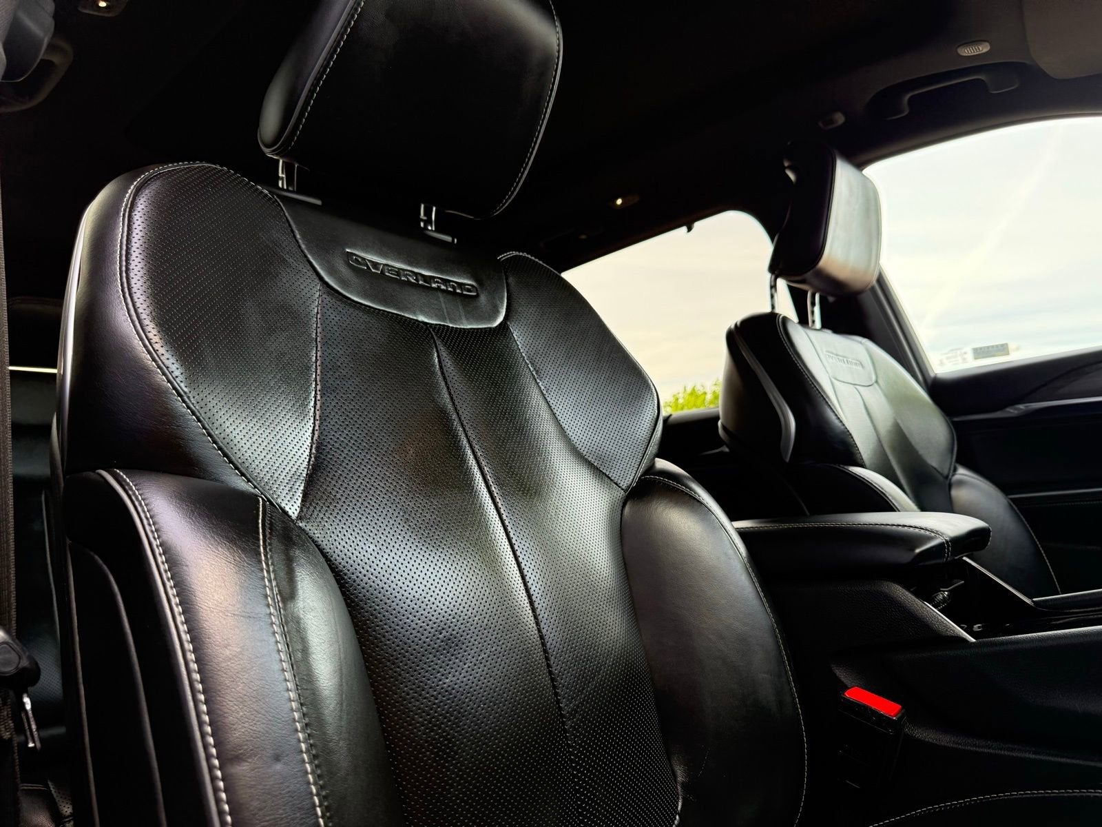 2022 Jeep Grand Cherokee Overland