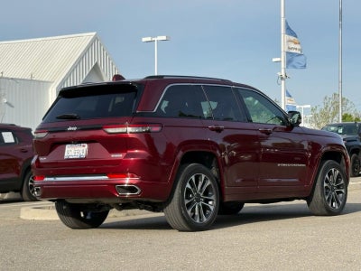 2022 Jeep Grand Cherokee Overland
