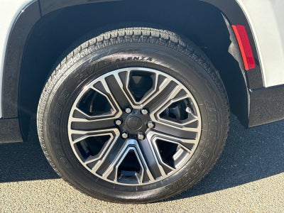 2023 Jeep Wagoneer BASE