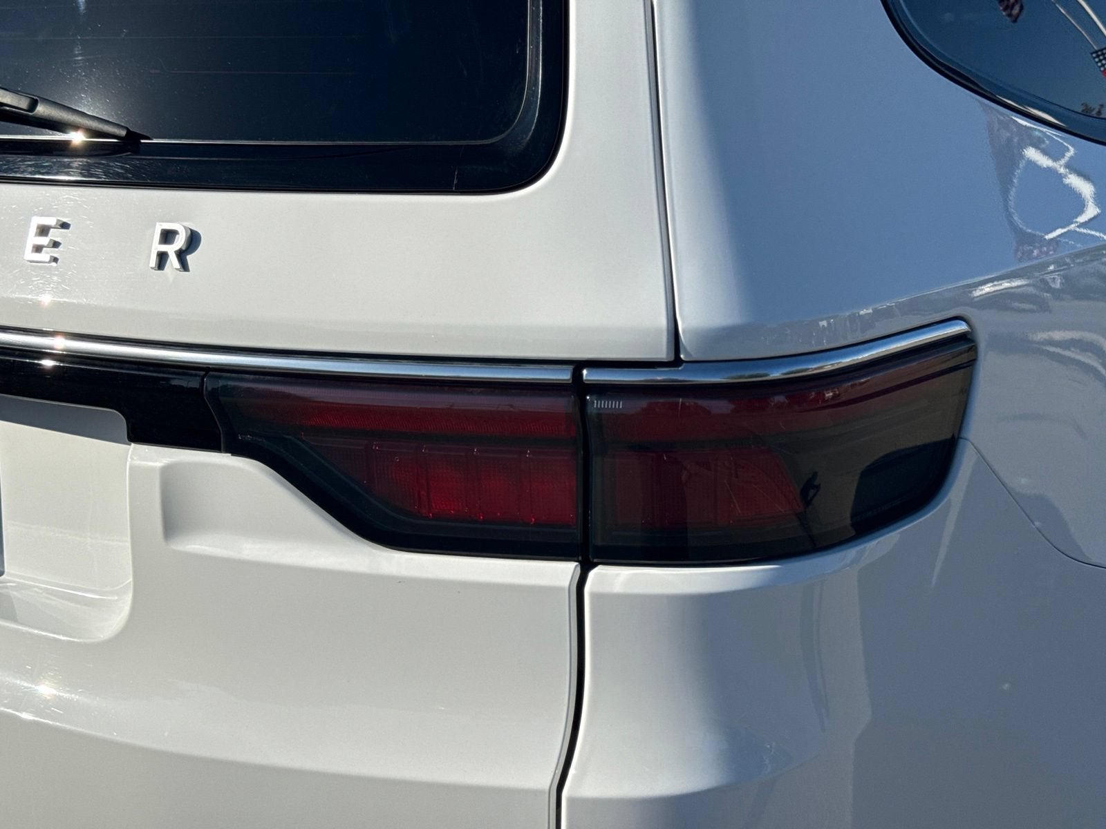 2023 Jeep Wagoneer BASE