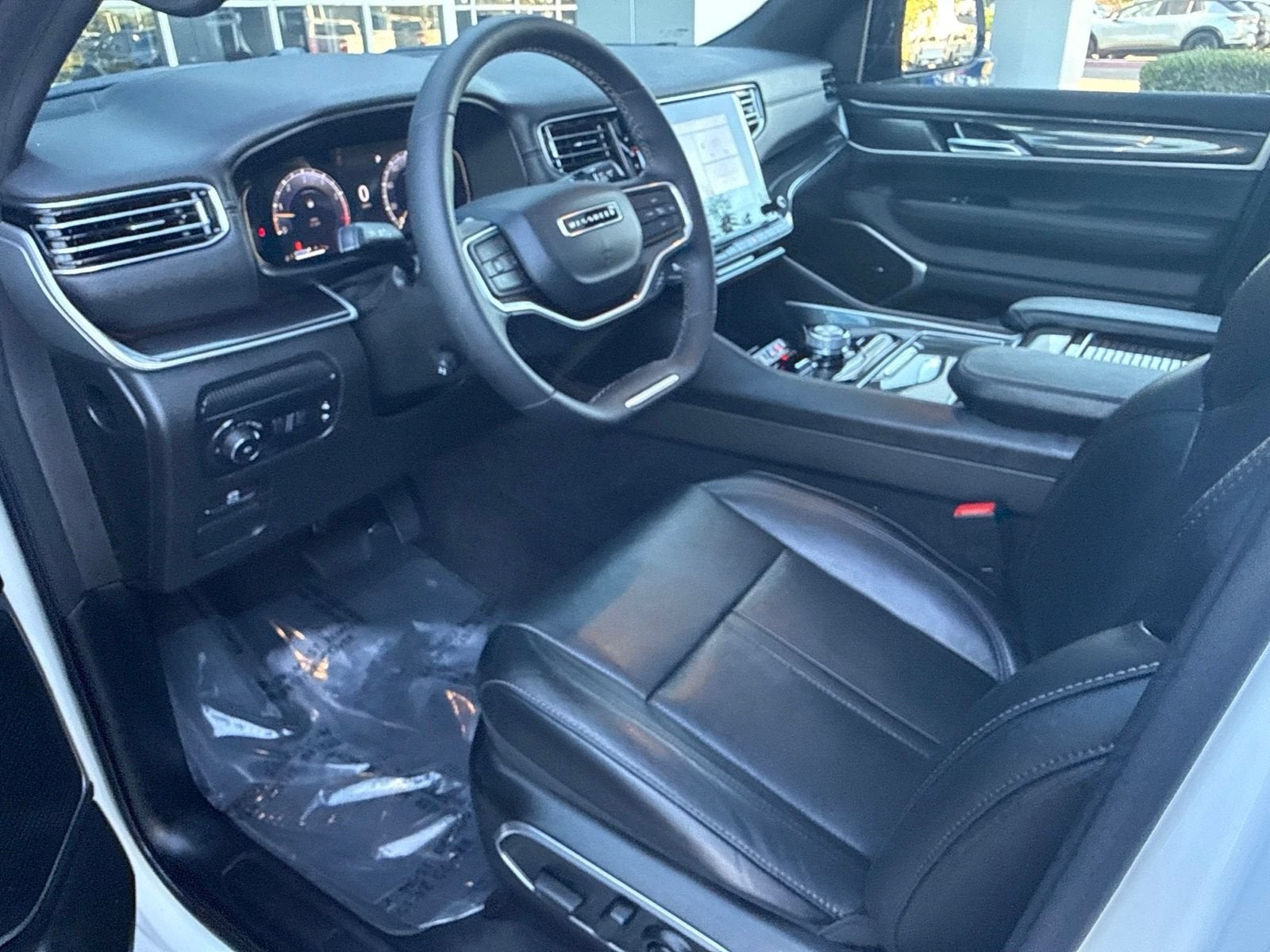 2023 Jeep Wagoneer BASE