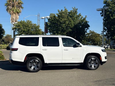 2023 Jeep Wagoneer BASE
