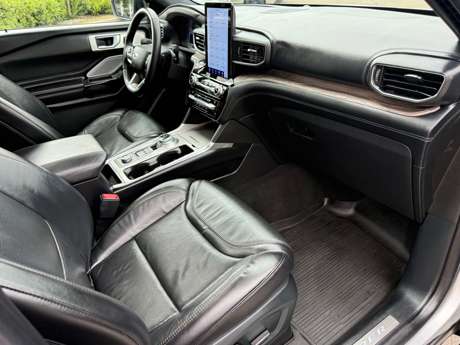 2021 Ford Explorer Platinum