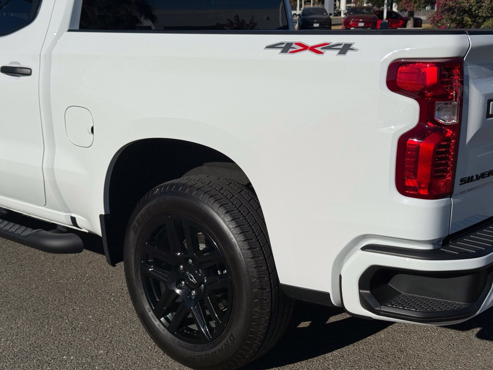 2024 Chevrolet Silverado 1500 Custom