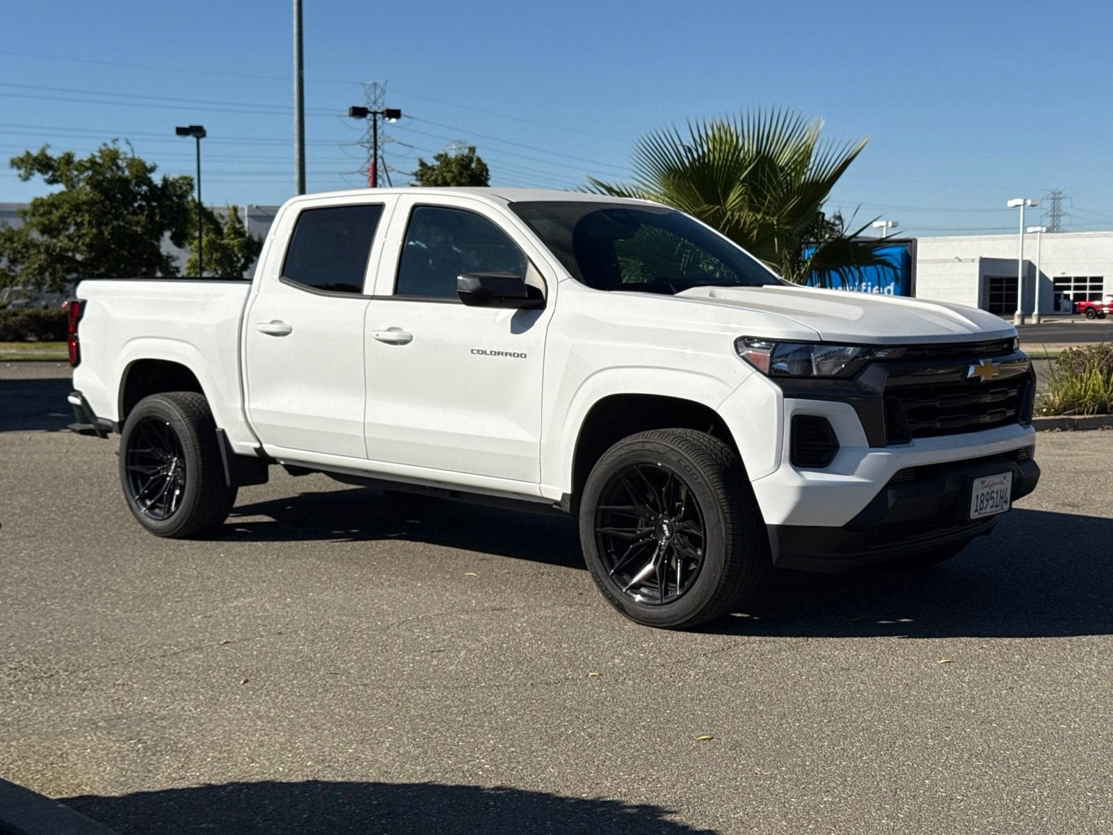 2025 Chevrolet Colorado WT/LT