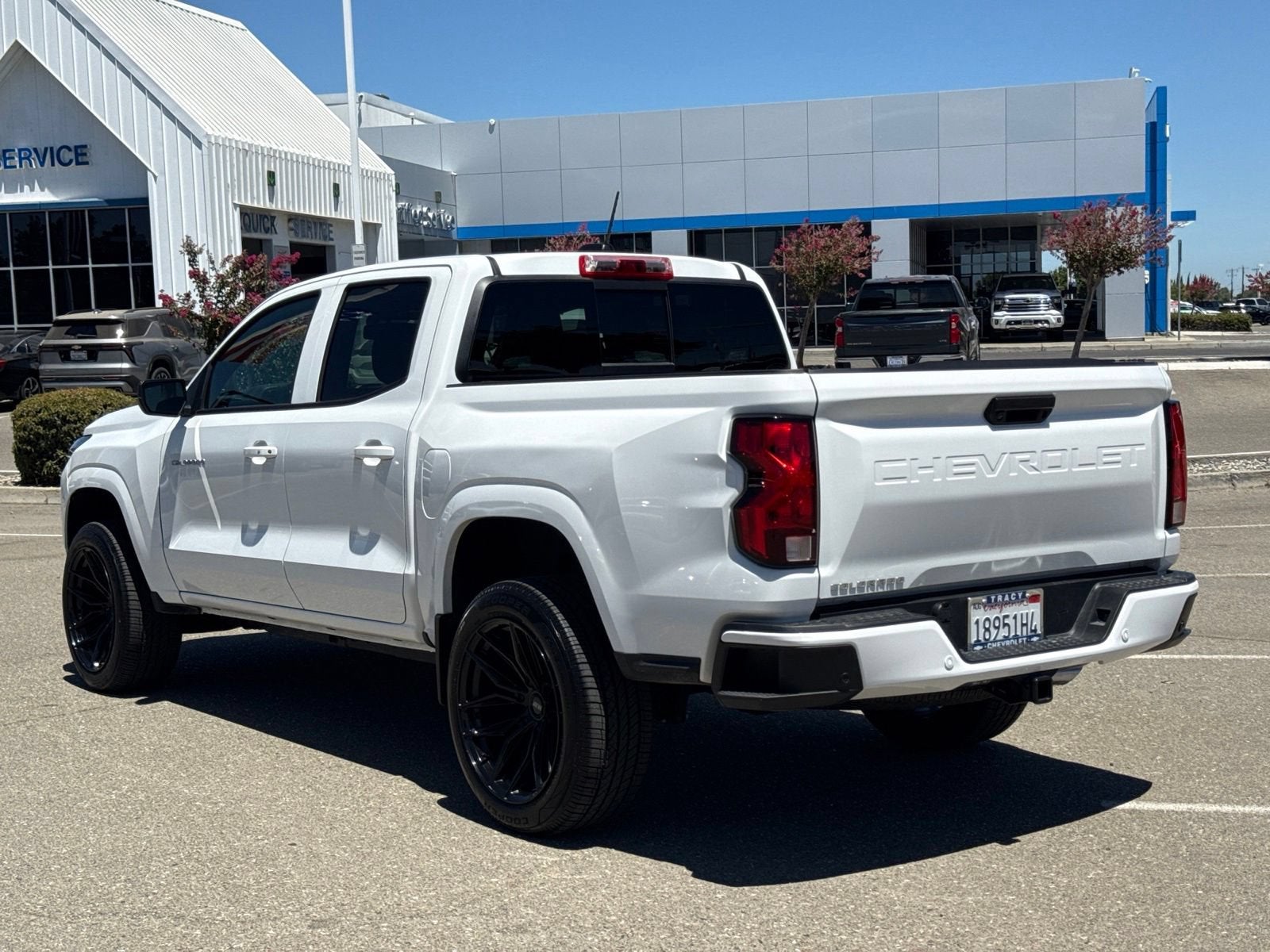 2025 Chevrolet Colorado WT/LT