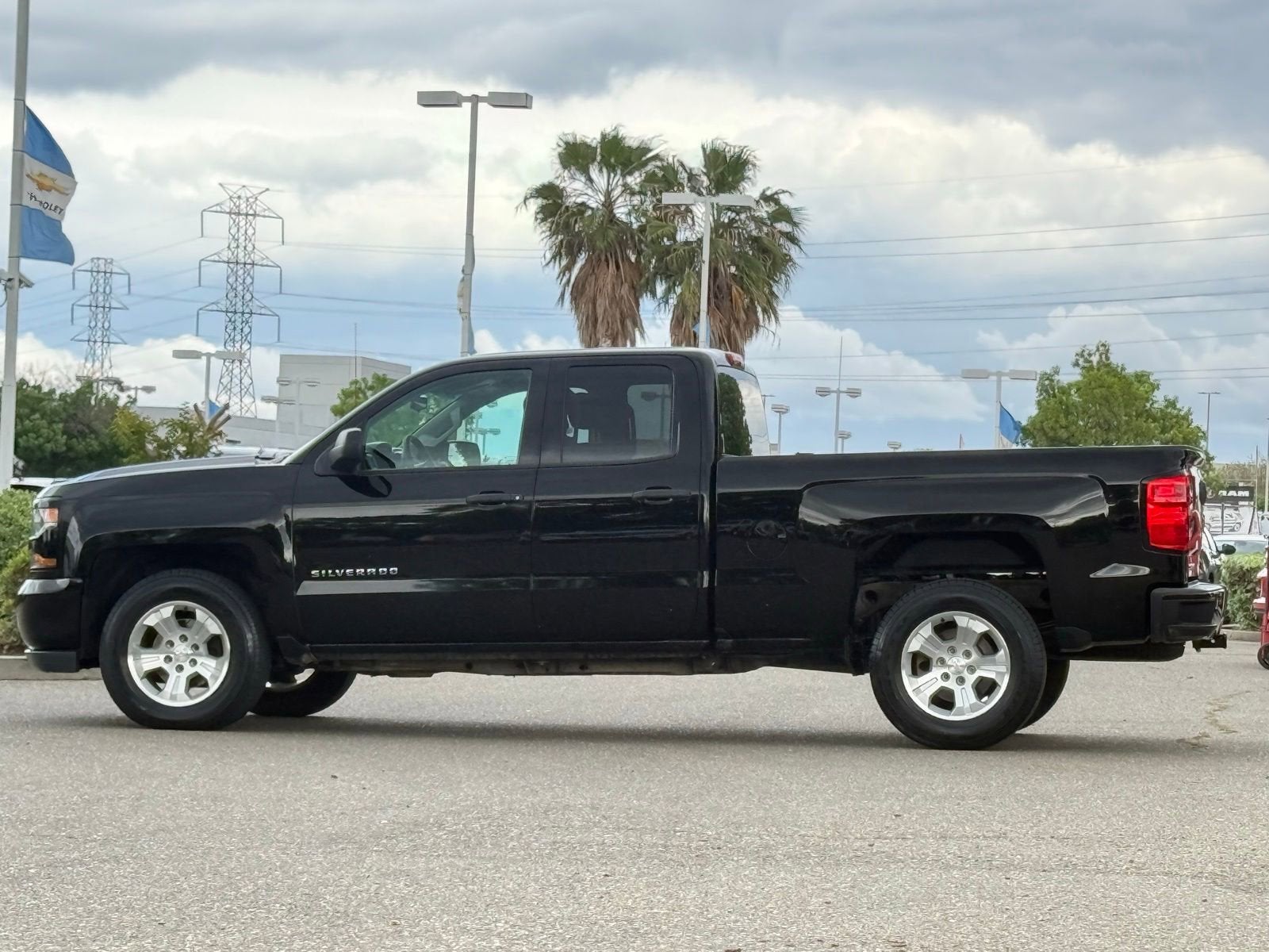 2017 Chevrolet Silverado 1500 Custom