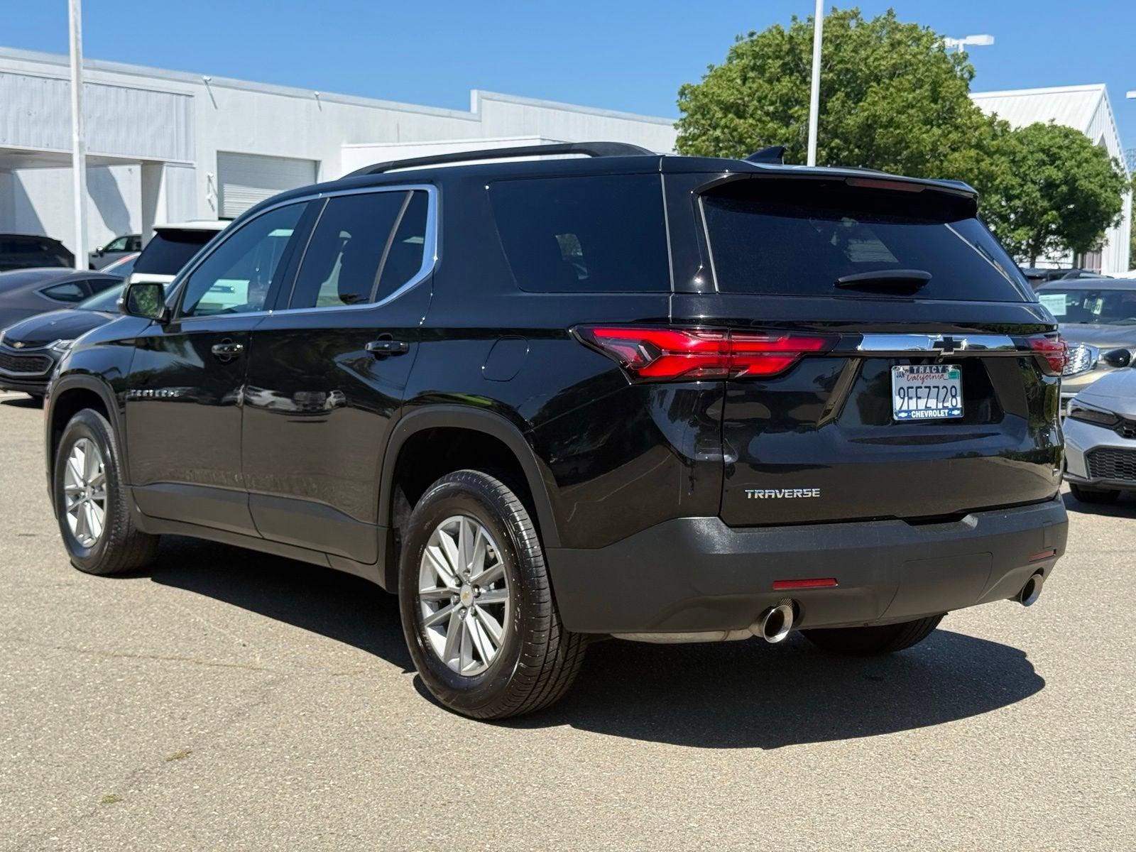2023 Chevrolet Traverse LT Cloth