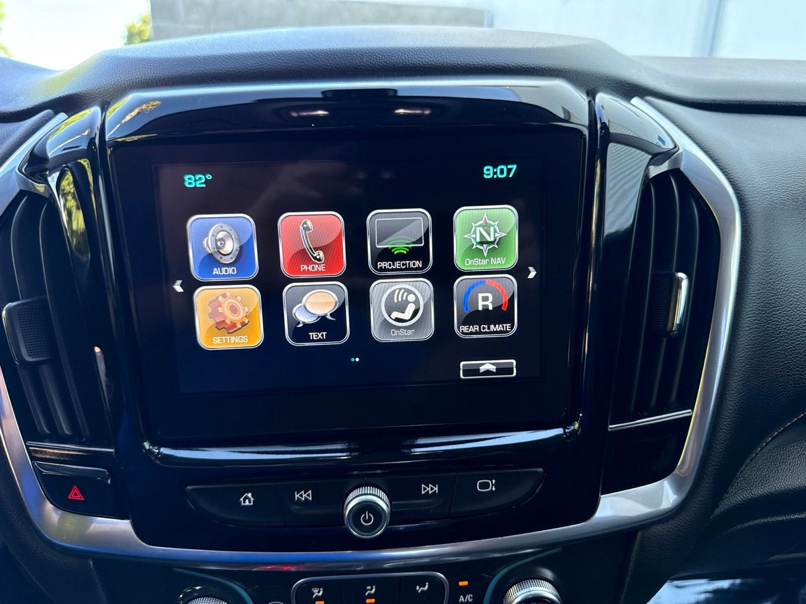 2019 Chevrolet Traverse LT Cloth