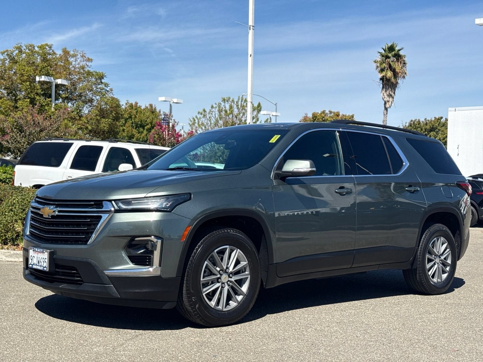 2022 Chevrolet Traverse LT Cloth