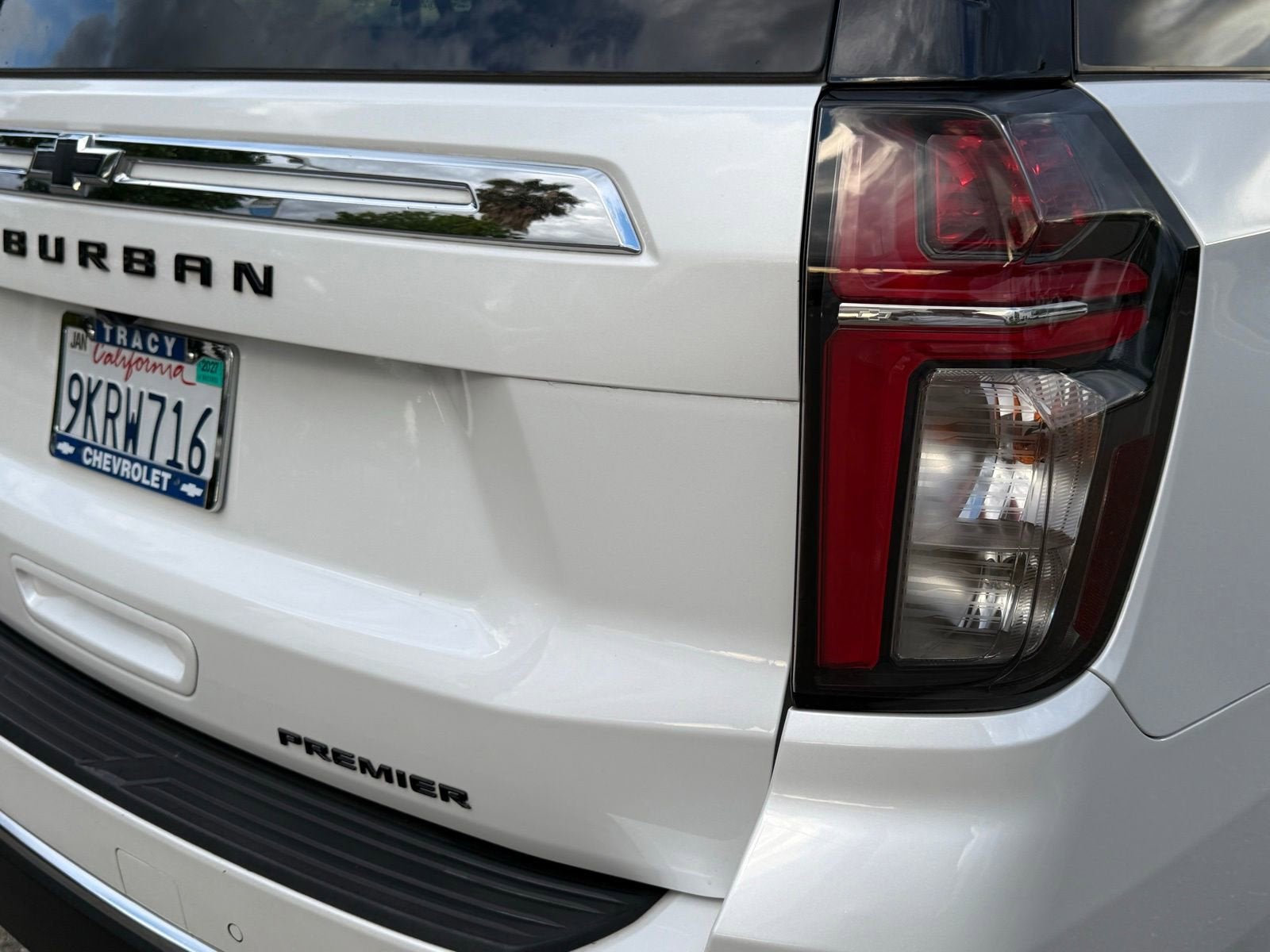 2023 Chevrolet Suburban Premier