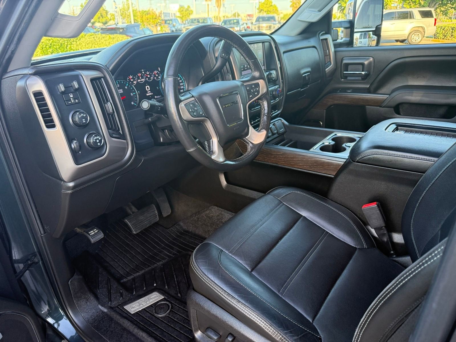 2018 GMC Sierra 2500 HD Denali