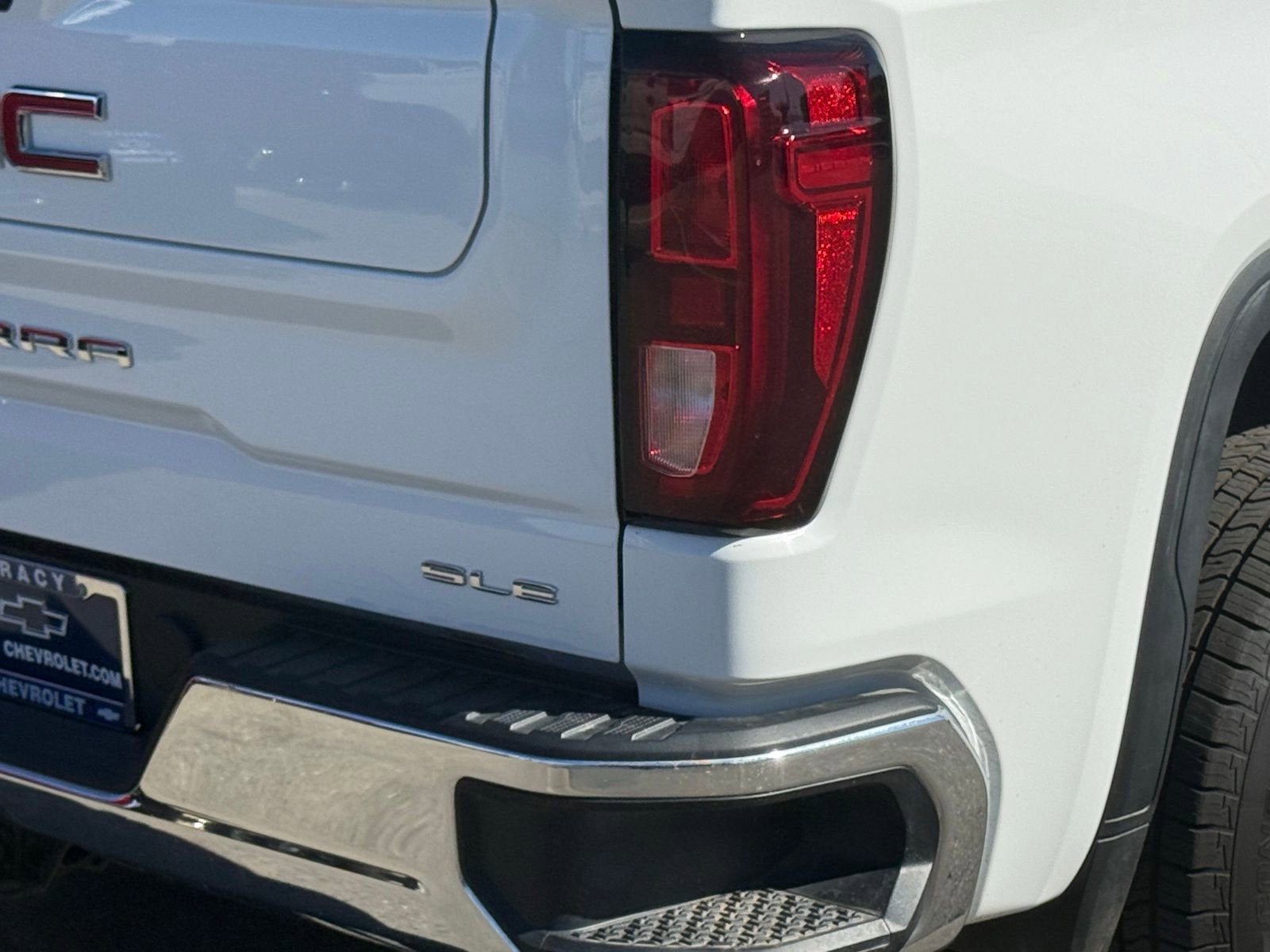 2023 GMC Sierra 1500 SLE