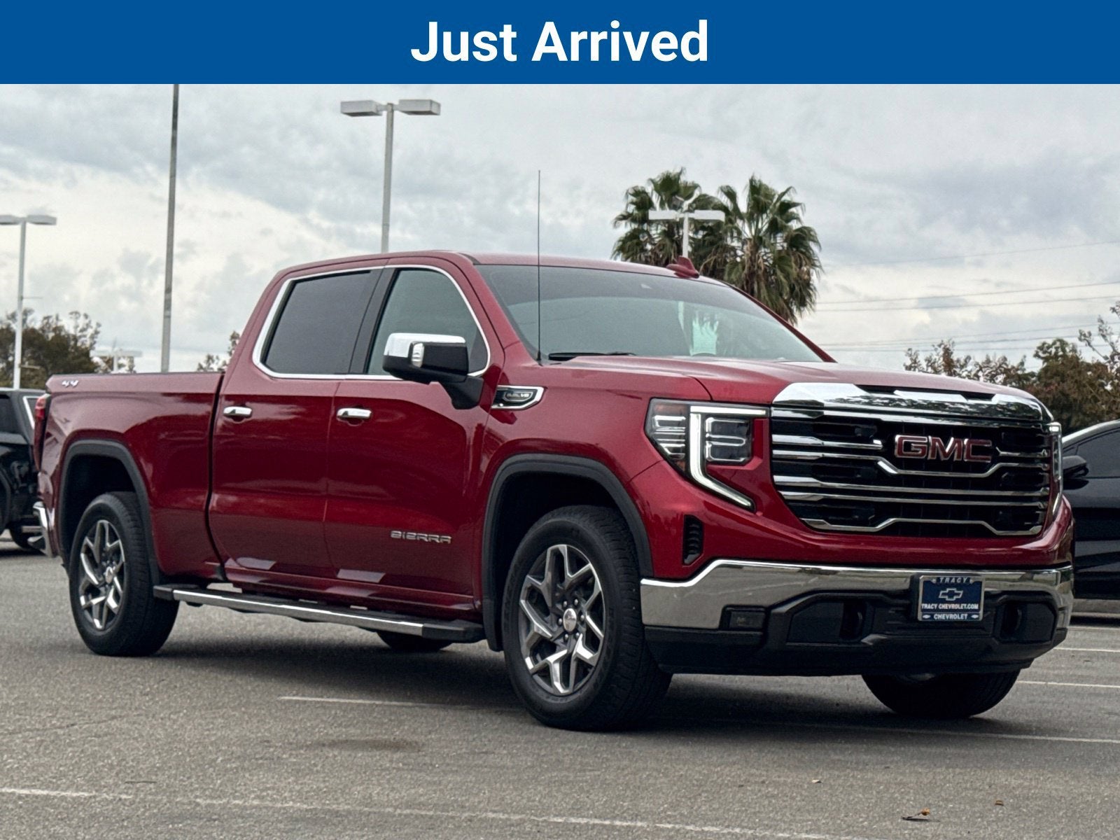 2023 GMC Sierra 1500 SLT