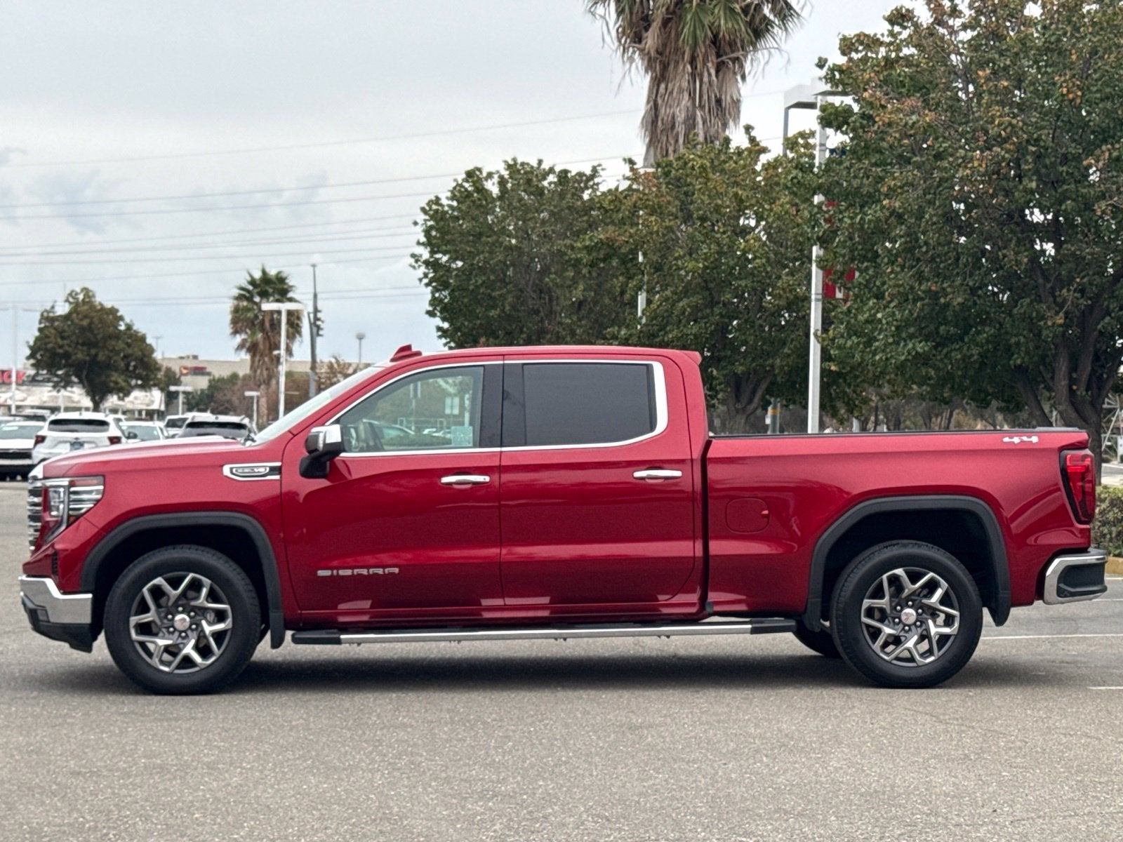 2023 GMC Sierra 1500 SLT