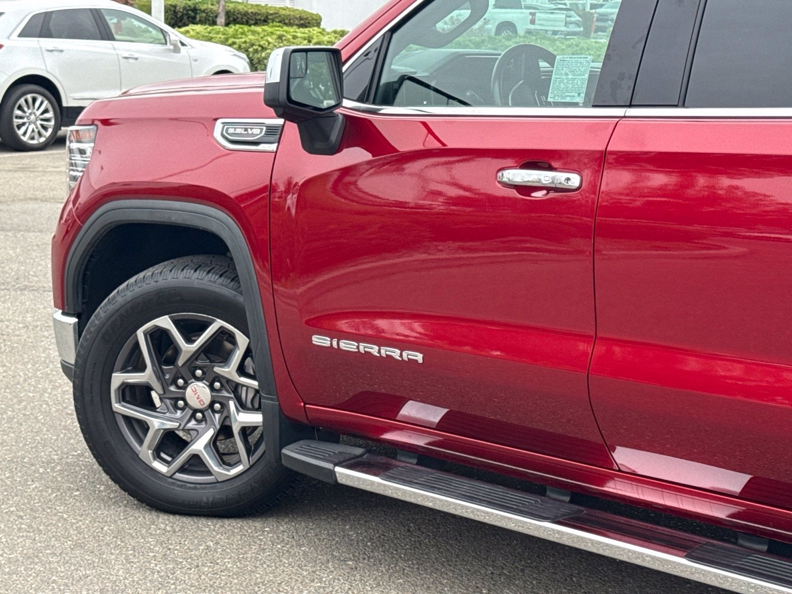 2023 GMC Sierra 1500 SLT