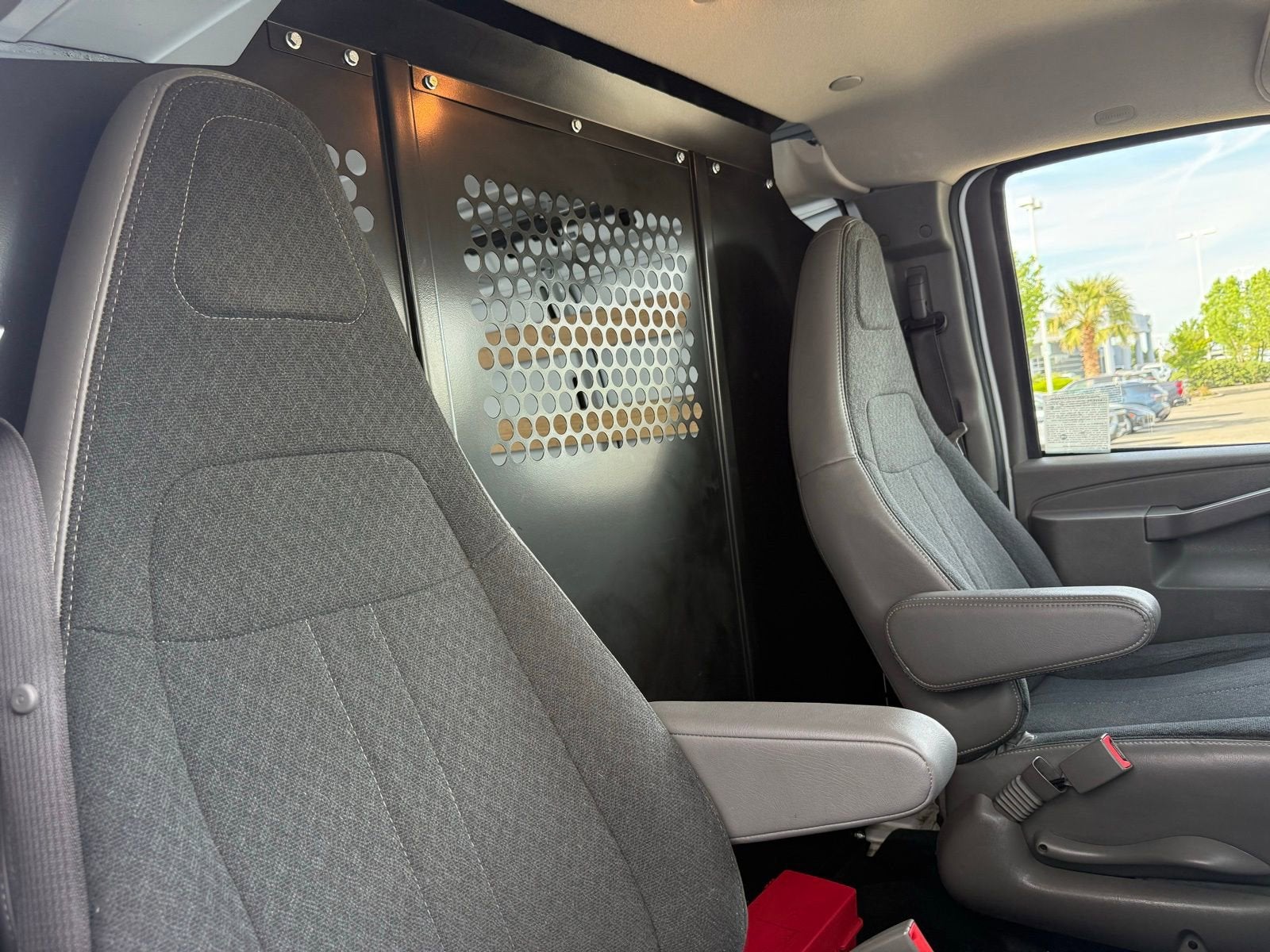 2022 GMC Savana Cargo 2500 Work Van