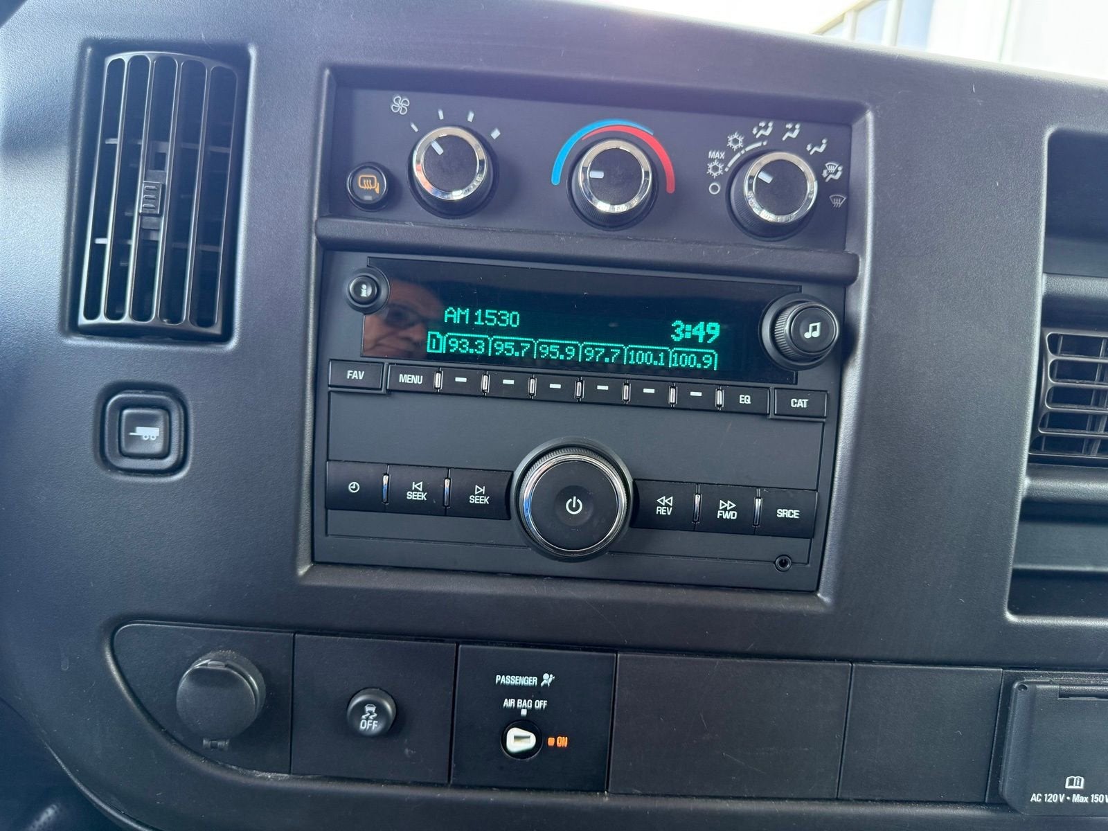 2022 GMC Savana Cargo 2500 Work Van