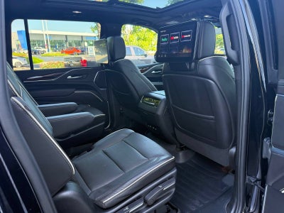 2023 Cadillac Escalade ESV Premium Luxury