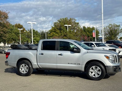 2019 Nissan Titan SV