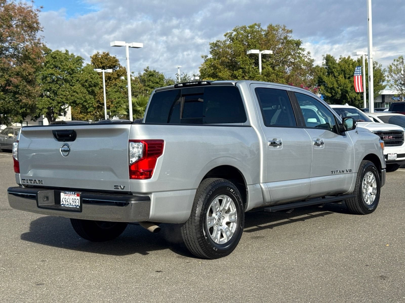 2019 Nissan Titan SV