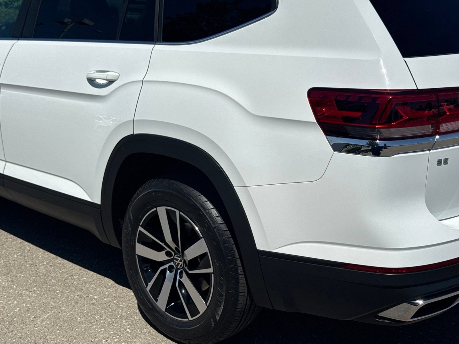 2023 Volkswagen Atlas 2.0T SE