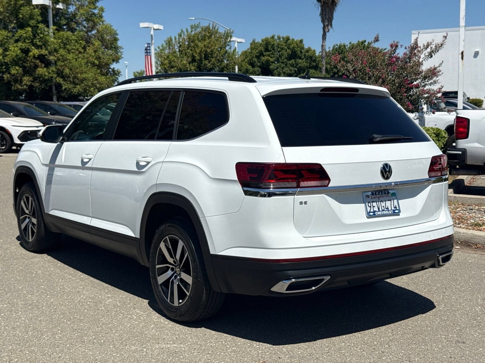 2023 Volkswagen Atlas 2.0T SE