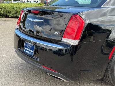 2018 Chrysler 300 Touring