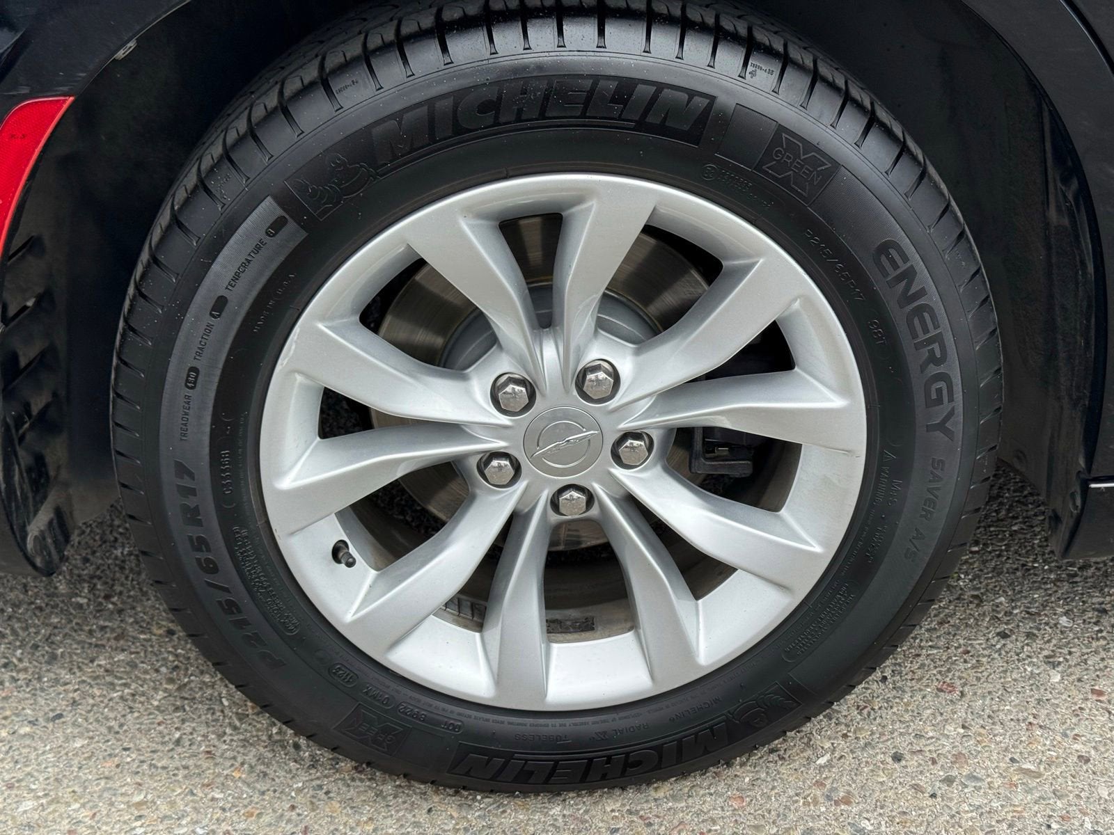 2018 Chrysler 300 Touring