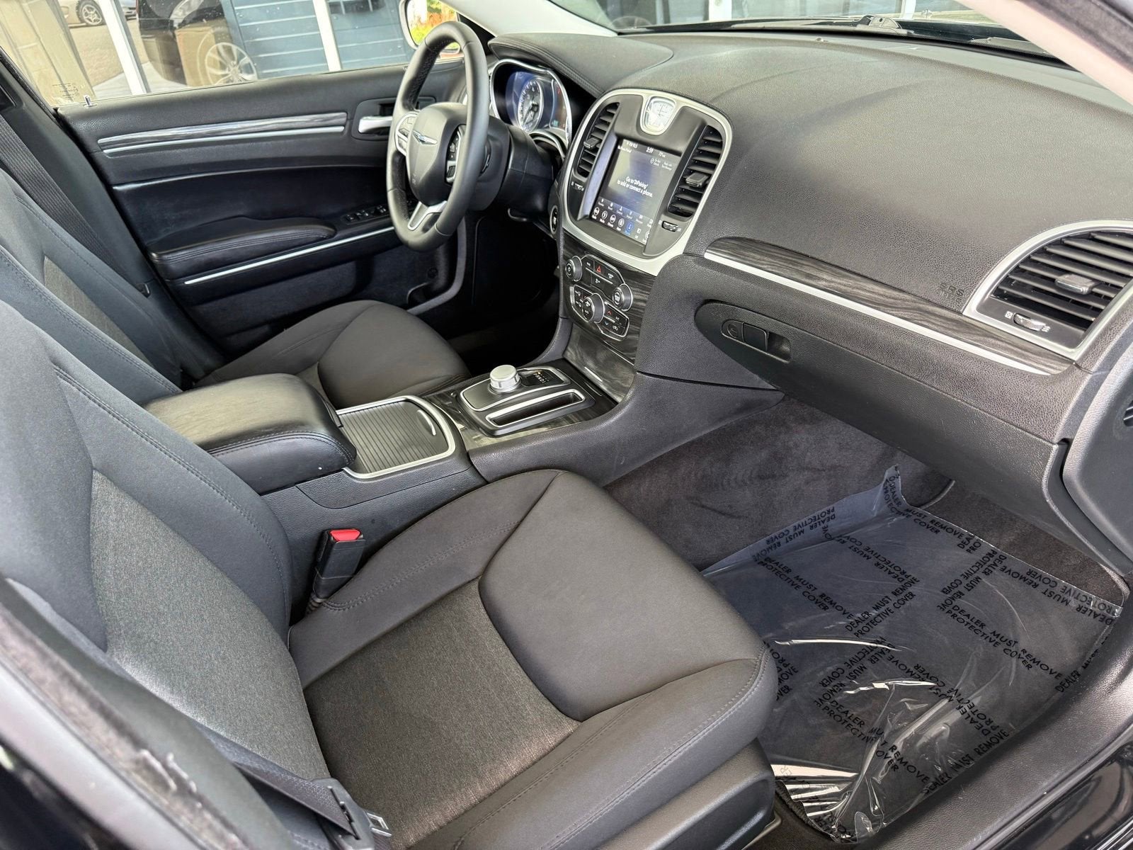2018 Chrysler 300 Touring