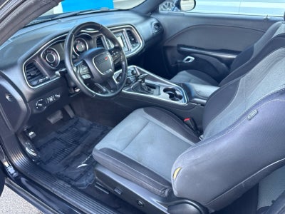 2015 Dodge Challenger SXT