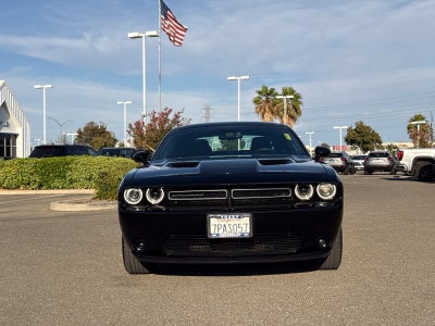 2015 Dodge Challenger SXT