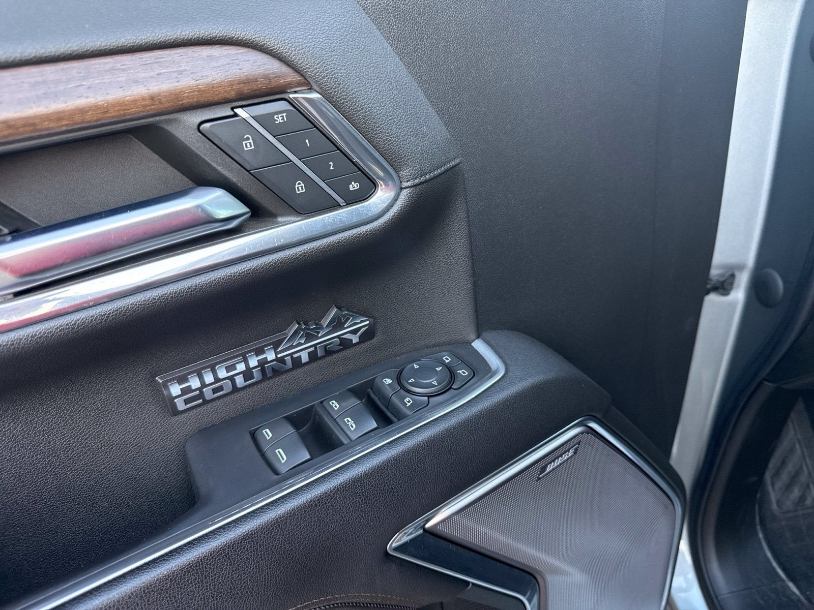 2023 Chevrolet Silverado 1500 High Country