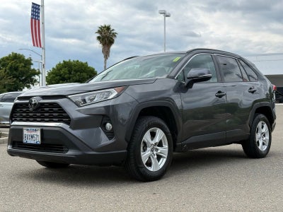 2020 Toyota RAV4 XLE