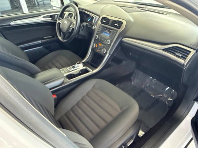 2017 Ford Fusion Hybrid SE
