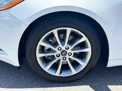 2017 Ford Fusion Hybrid SE