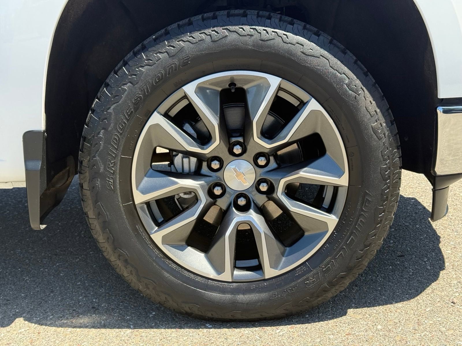 2024 Chevrolet Silverado 1500 LT (2FL)
