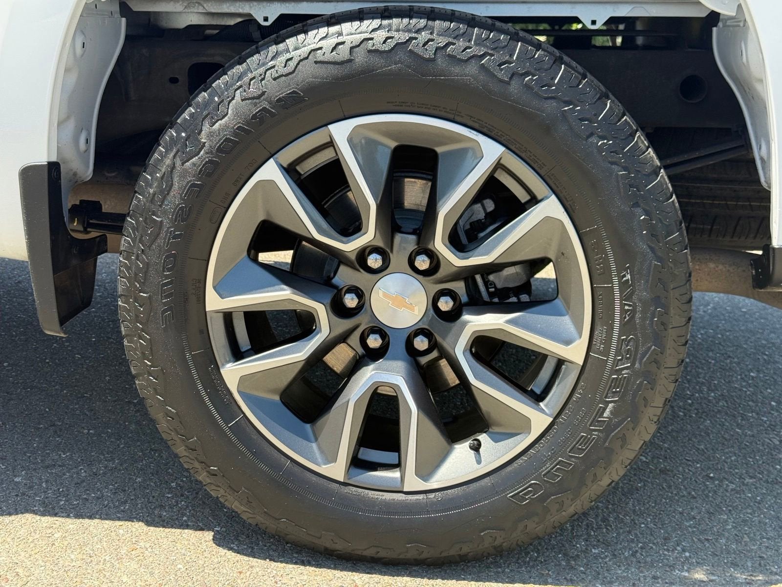 2024 Chevrolet Silverado 1500 LT (2FL)