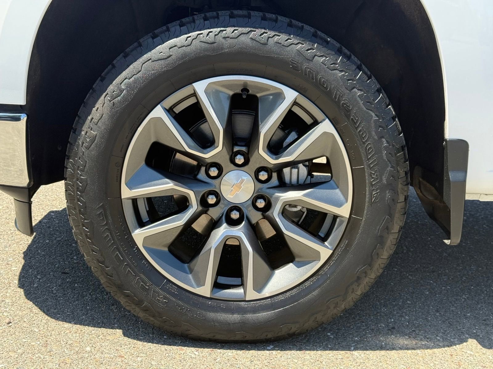 2024 Chevrolet Silverado 1500 LT (2FL)