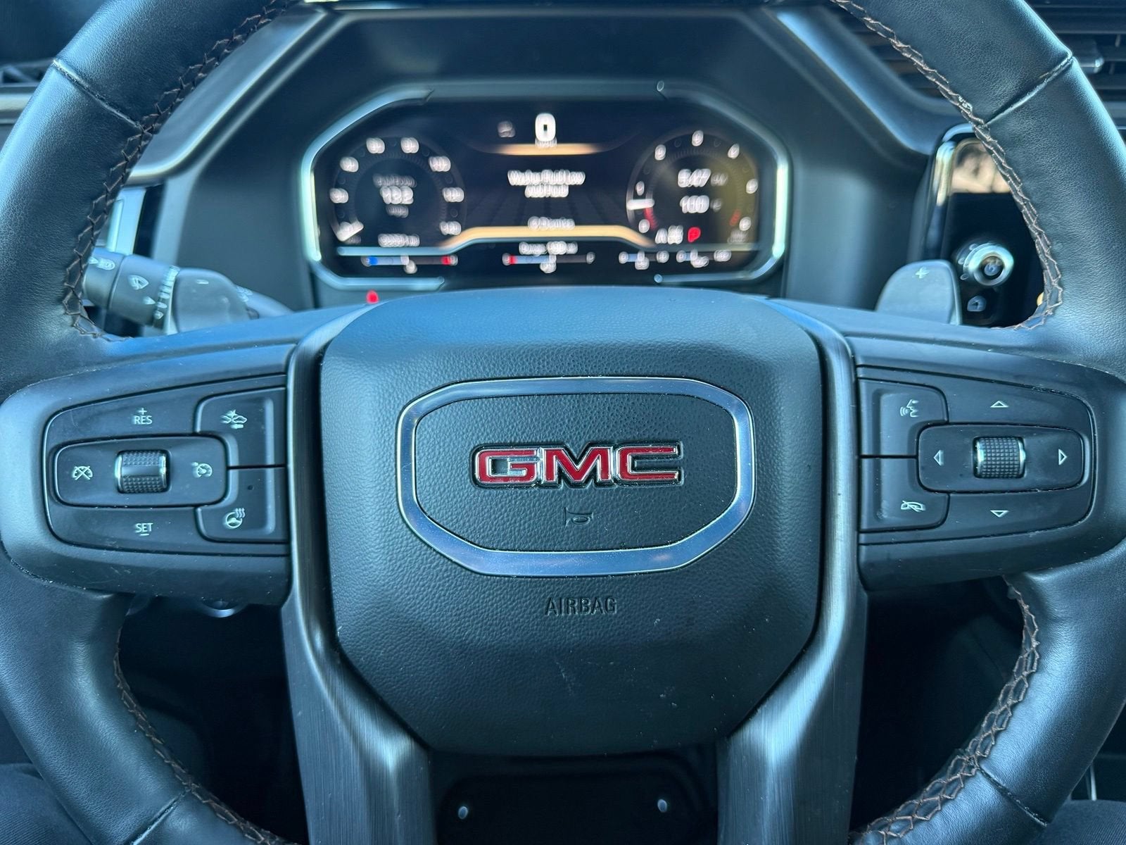 2025 GMC Sierra 1500 AT4