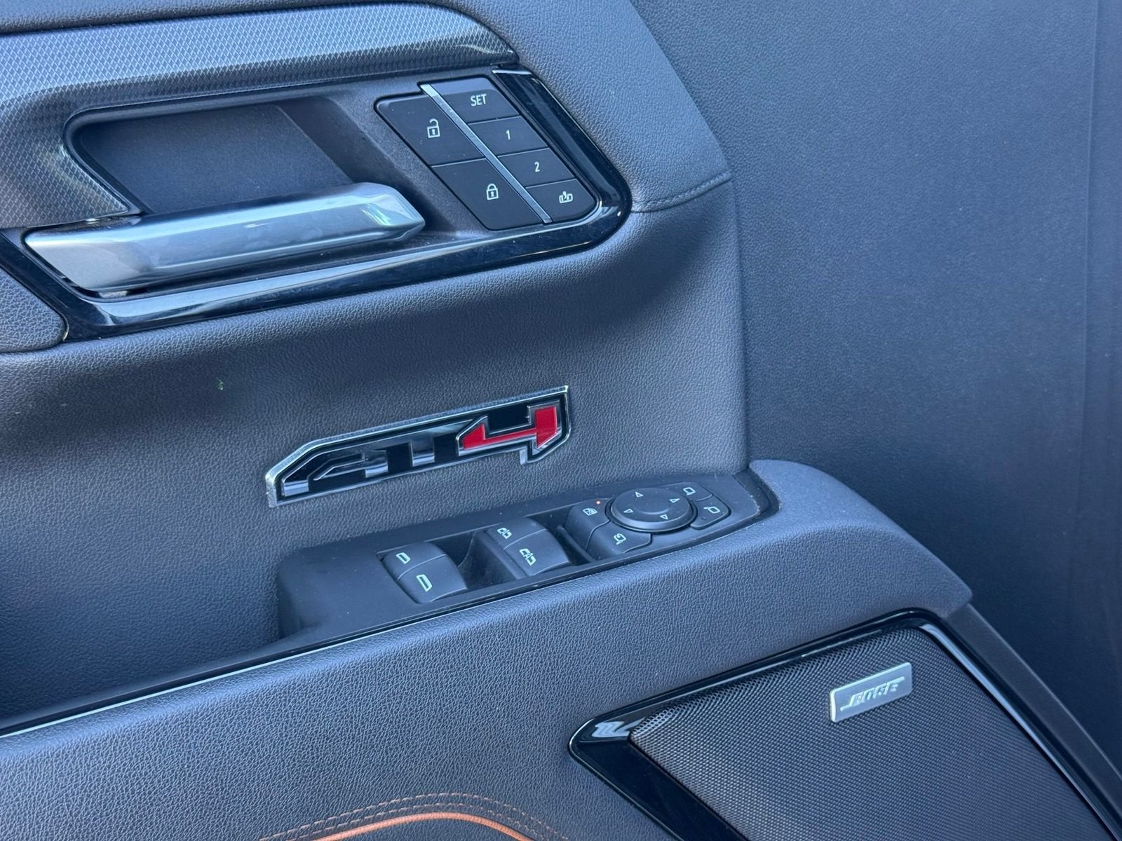 2025 GMC Sierra 1500 AT4