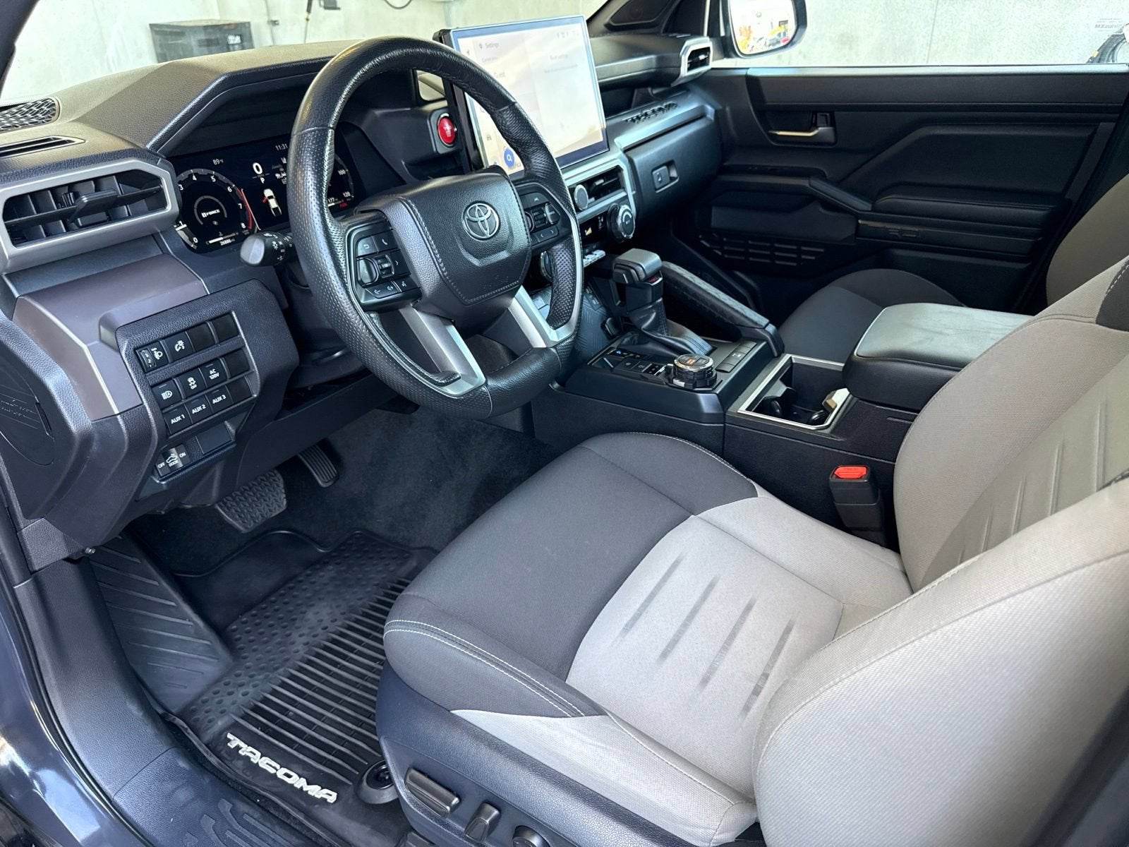 2025 Toyota Tacoma 4WD SR
