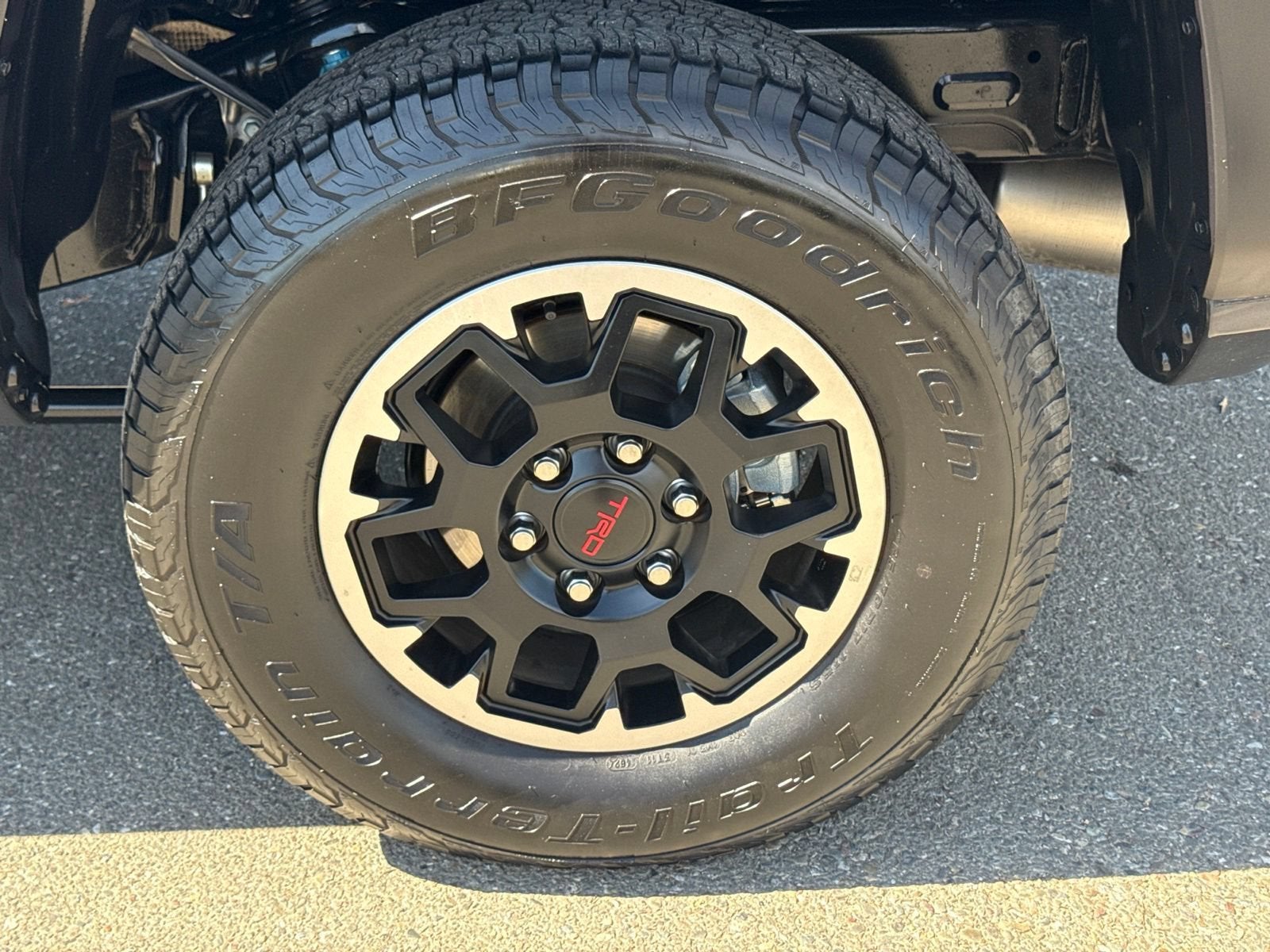 2025 Toyota Tacoma 4WD SR