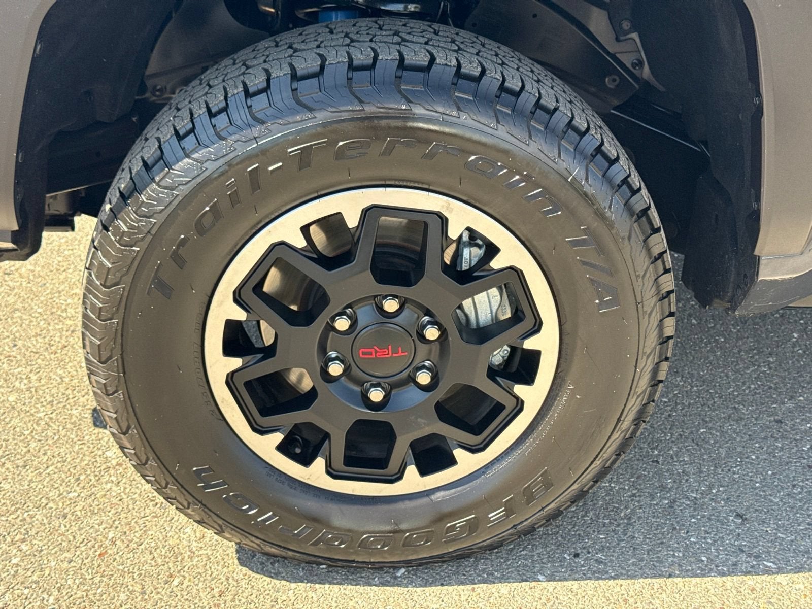 2025 Toyota Tacoma 4WD SR