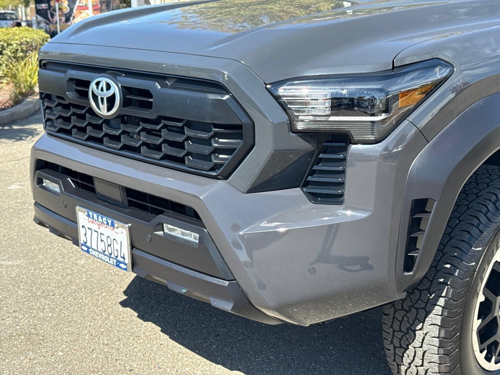 2025 Toyota Tacoma 4WD SR