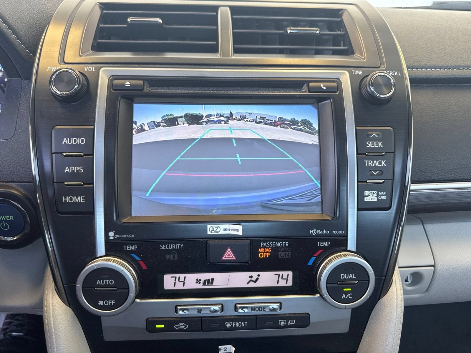 2014 Toyota Camry Hybrid LE