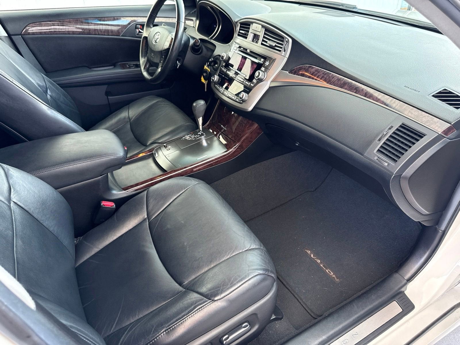 2011 Toyota Avalon LIMI