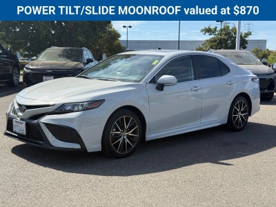 2023 Toyota Camry SE