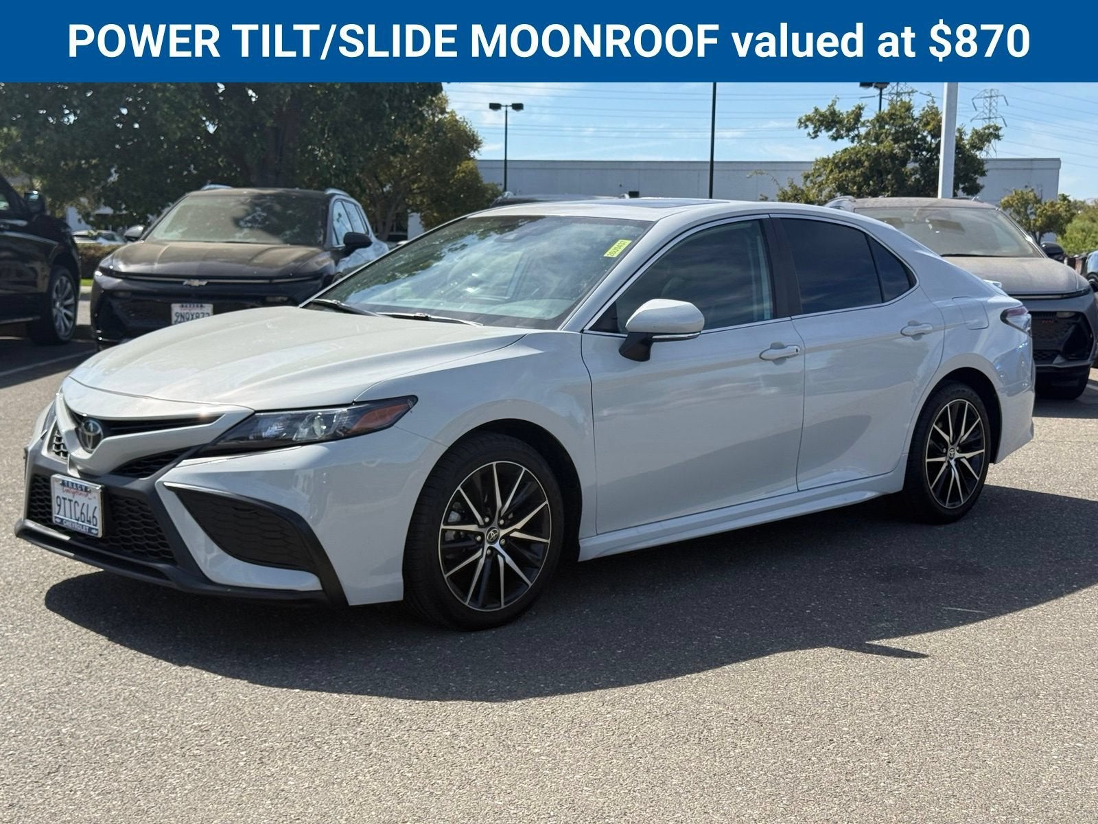2023 Toyota Camry SE