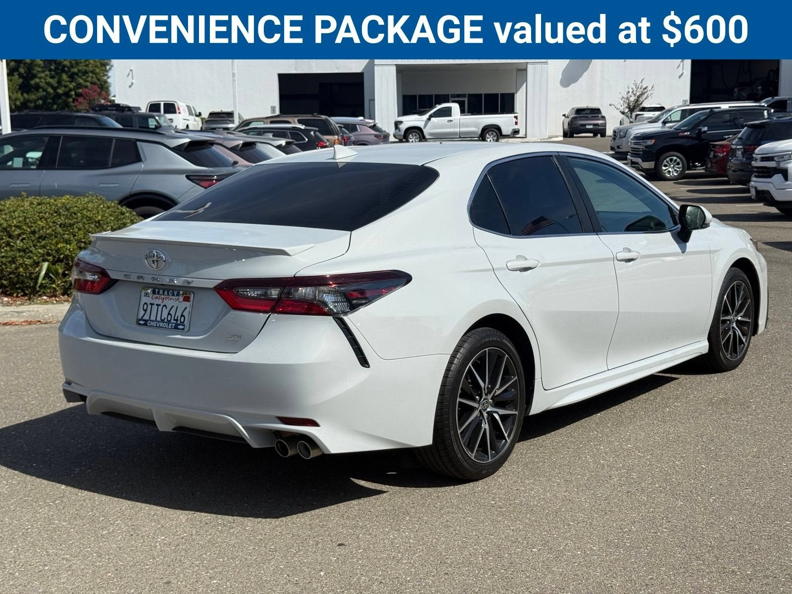 2023 Toyota Camry SE